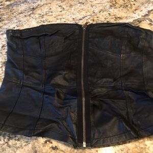 Leather vest 100% leather size large!